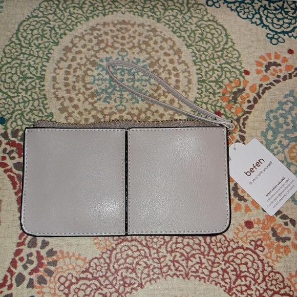 🌼Wristlet - Picture 1 of 3